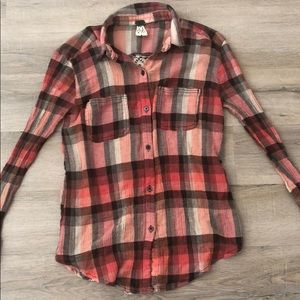 Plaid shirt with back detail